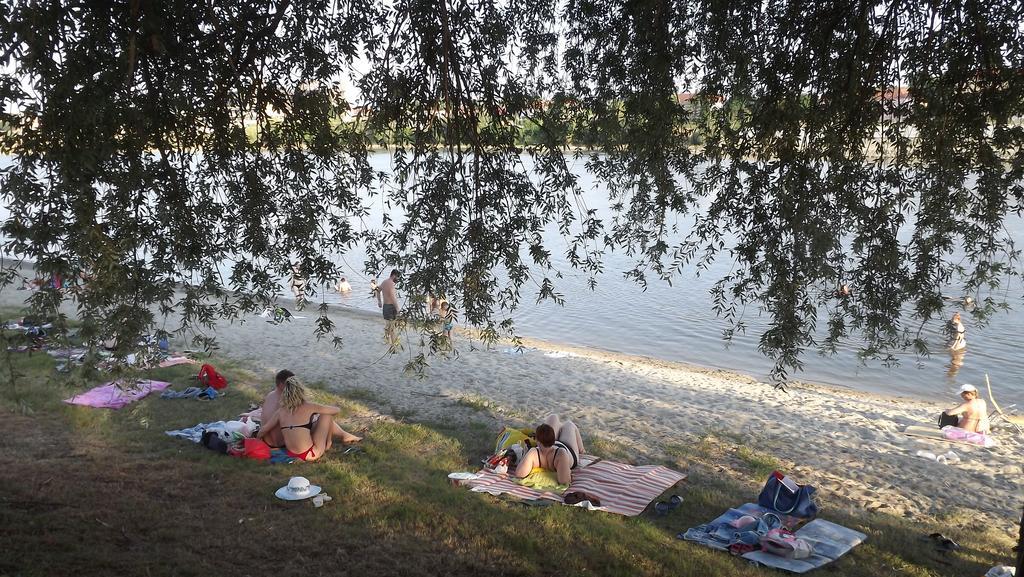 Apartments Osijek By The River Εξωτερικό φωτογραφία